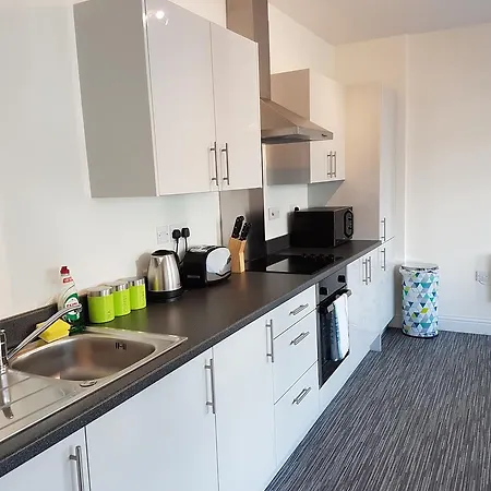Apartment Guild House *