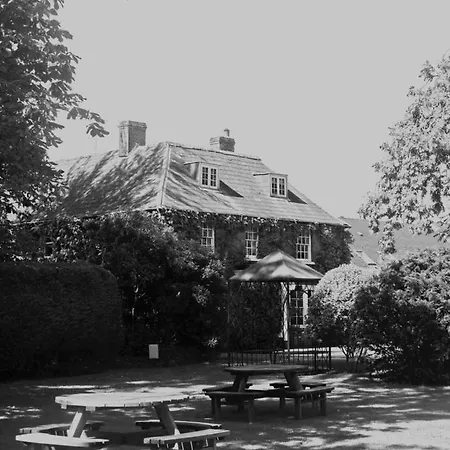 Hotel Marsh Farm