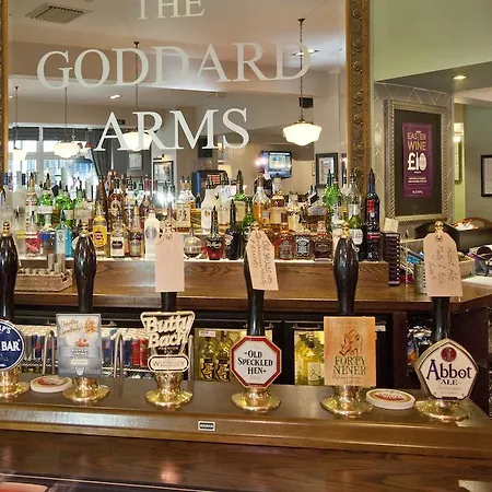 The Goddard Arms Hotel 3*