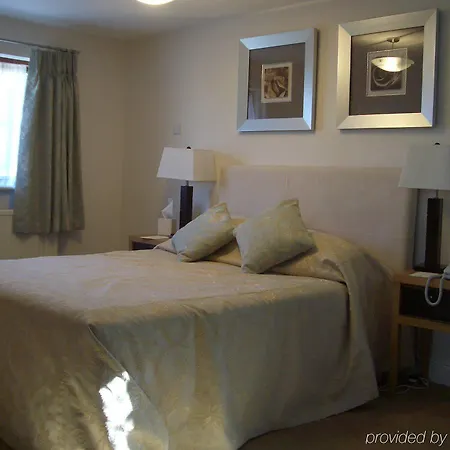 Marsh Farm Hotel