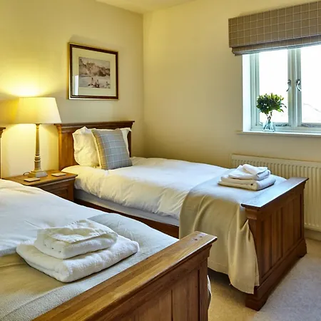 Duchy Rag House 4*