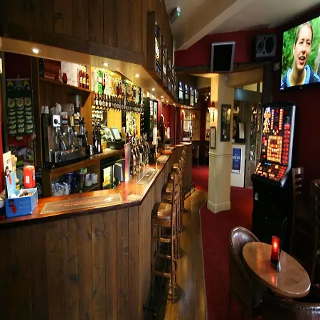 Acomodação com café da manhã  The White Hart, Wroughton 3*
