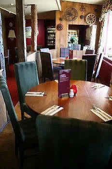 Acomodação com café da manhã  The White Hart, Wroughton Swindon