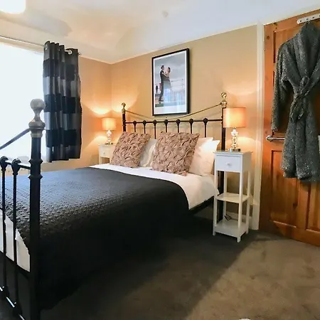 Sw Bed & Breakfast 3*
