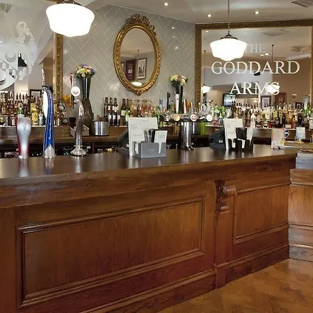 Hotel The Goddard Arms 3*