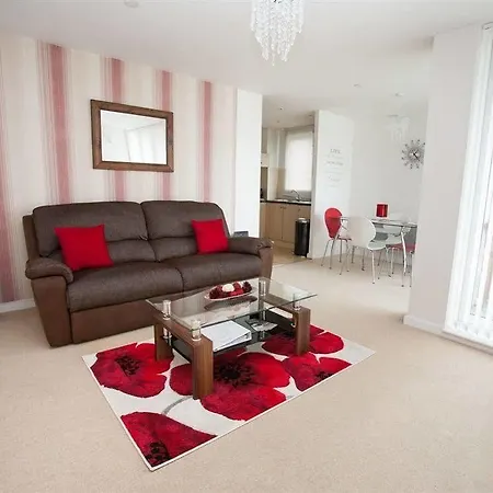 Hamilton Grace - Wessex Court Hotel Swindon