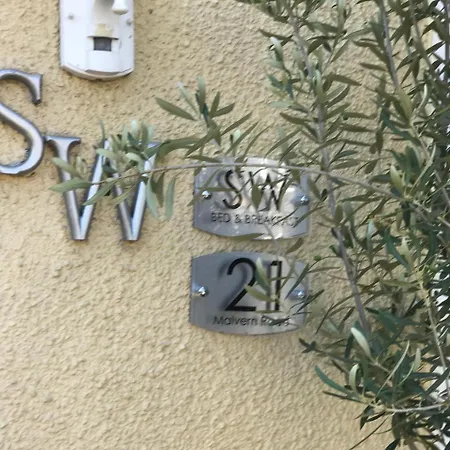 Sw Acomodação com café da manhã 