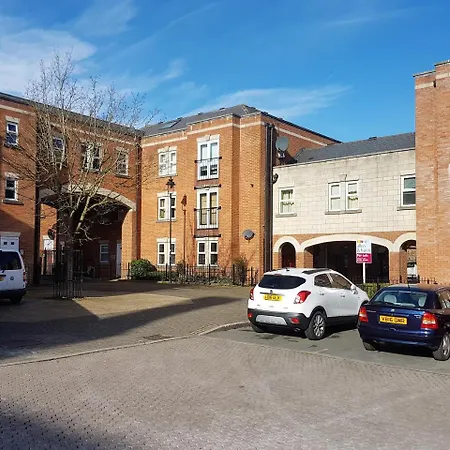Godwin Court * Swindon