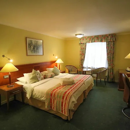 Blunsdon House Hotel, Bw Premier Collection 4*