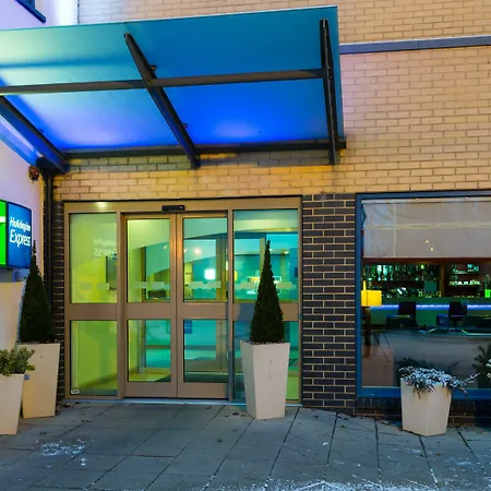 Hotel Express West An Ihg Swindon