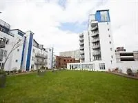Hamilton Grace - Plaza * Swindon
