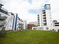 Hamilton Grace - Plaza Swindon