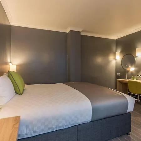 Hotel Thistle Express 3*