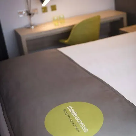 Hotel Thistle Express 3*