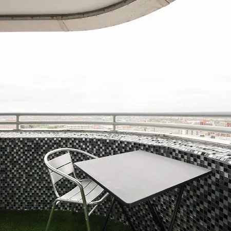 Luxury Panoramic Balcony Swindon