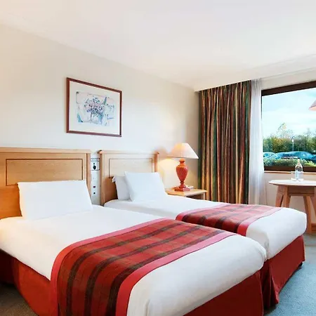 Hotel Doubletree By Hilton Swindon