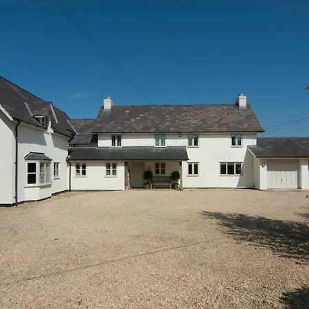 Duchy Rag House Bed & Breakfast 4*