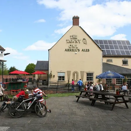 The Tawny Owl 4* Swindon