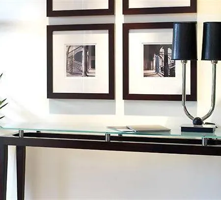 Alexandra House 4*
