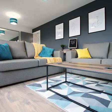 Delft - Spacious Home, High Speed Wi-fi, Free Parking, Terrace Holiday home