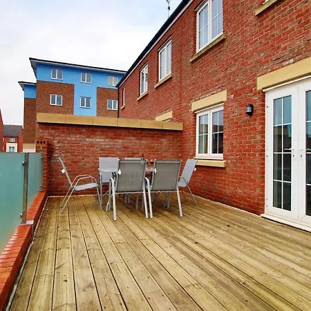 Delft - Spacious Home, High Speed Wi-fi, Free Parking, Terrace *