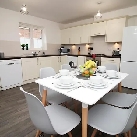 Delft - Spacious Home, High Speed Wi-fi, Free Parking, Terrace