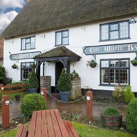 The White Hart, Wroughton Bed & Breakfast 3*