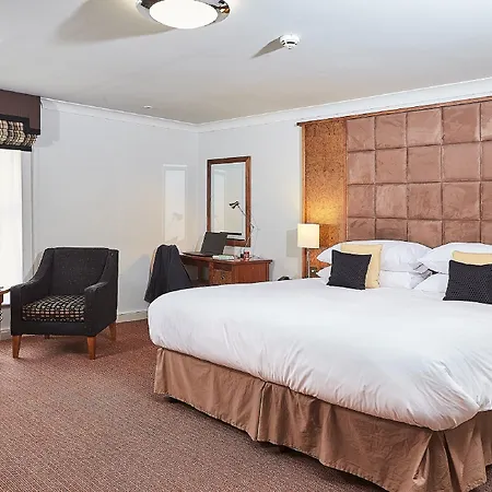 Alexandra House 4* Swindon