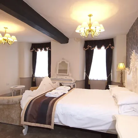 Inn The Old Crown Coaching