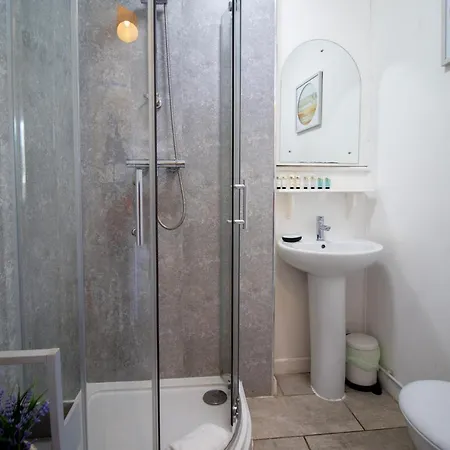 Apartment Longfield - Free Parking Swindon