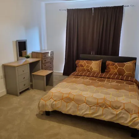 Apartment A Spacious And Hearty 2bd