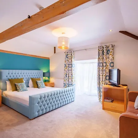 The Highworth Hotel 3*