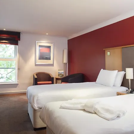Hotel Alexandra House Swindon