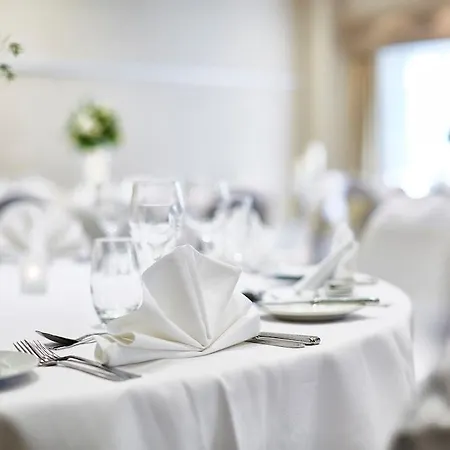 Alexandra House Hotel
