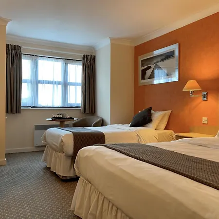 The Wiltshire Hotel, Golf And Leisure 3* Swindon