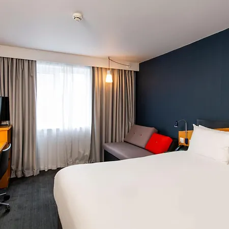 Hotel Express West By Ihg Swindon