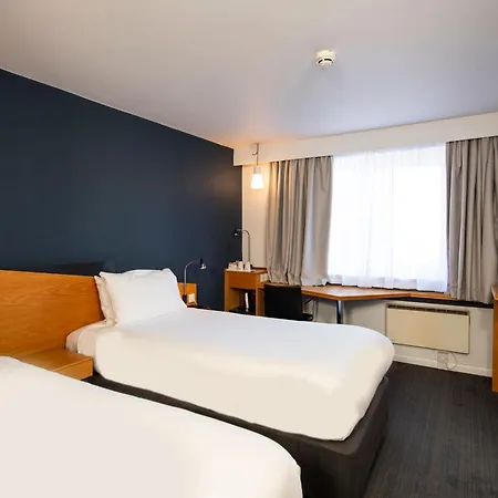 Hotel Express West By Ihg