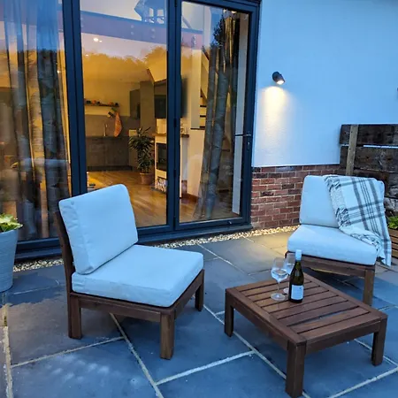 The Owl Barn Wiltshire - Sarsen Apartment Swindon