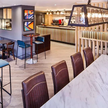 Hotel Ibis Budget 2*