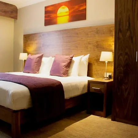 The White Hart 4* Swindon