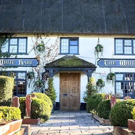 The White Hart, Wroughton 3*