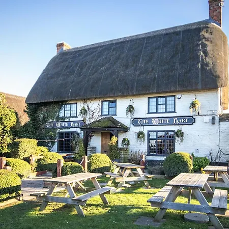 The White Hart, Wroughton Bed & Breakfast Swindon