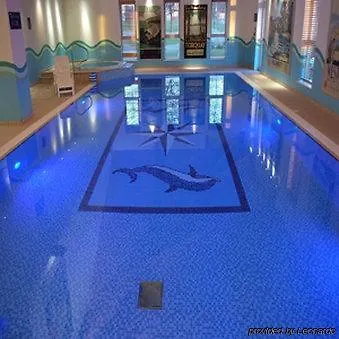 Alexandra House 4* Swindon