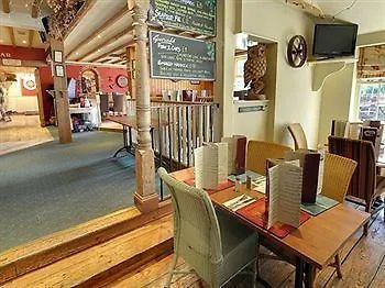 The Tawny Owl 4*