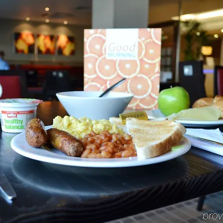 Express West By Ihg Hotel Swindon
