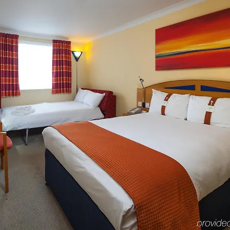 Express West By Ihg Hotel Swindon