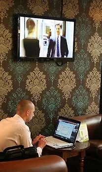 The Kings Arms Hotel Swindon