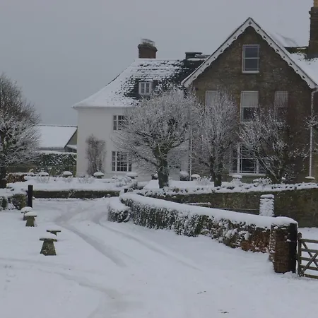Overtown Manor 5* Swindon