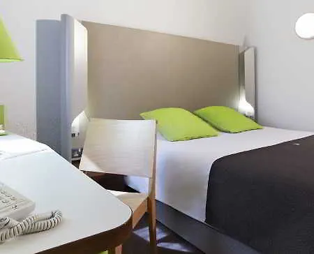 Campanile 3* Swindon