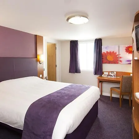 Premier North Hotel